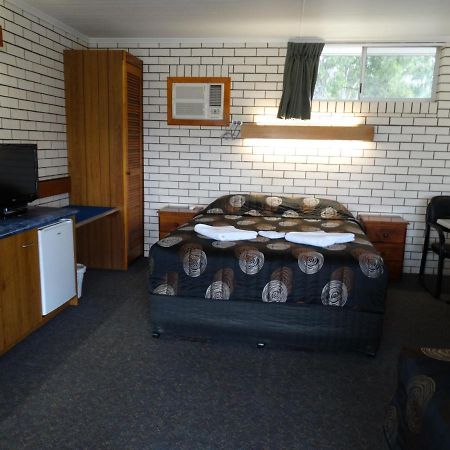 Gayndah A Motel Екстер'єр фото