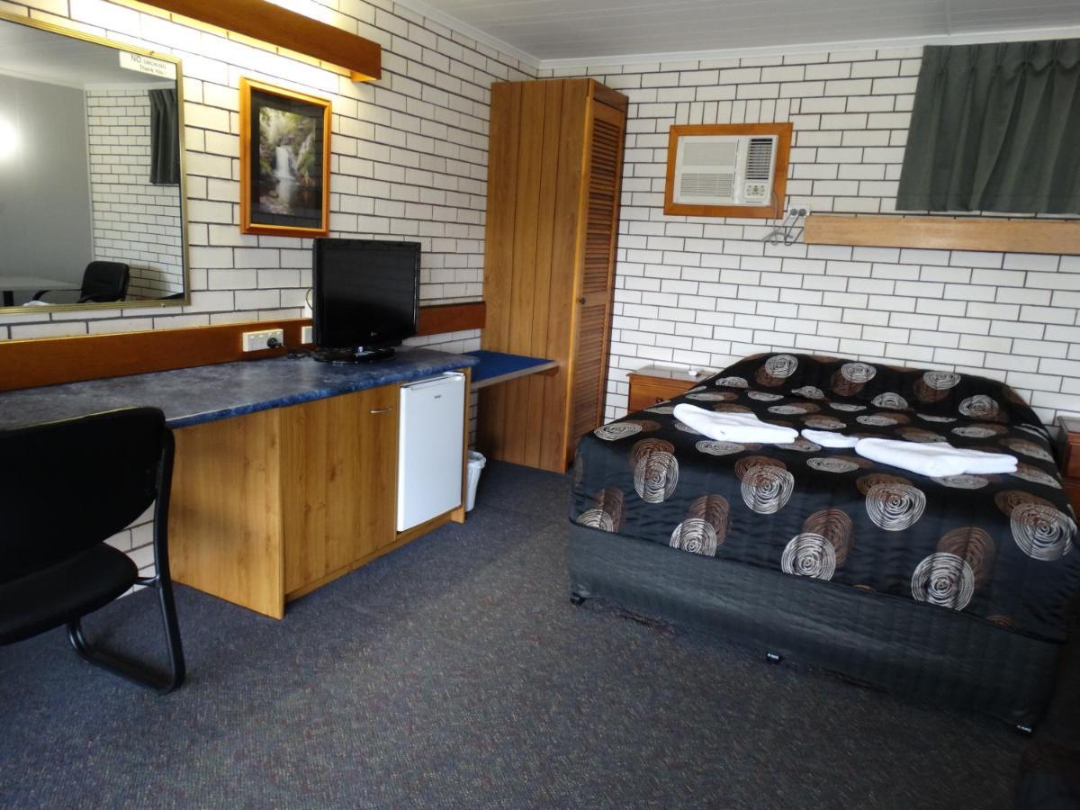 Gayndah A Motel Екстер'єр фото