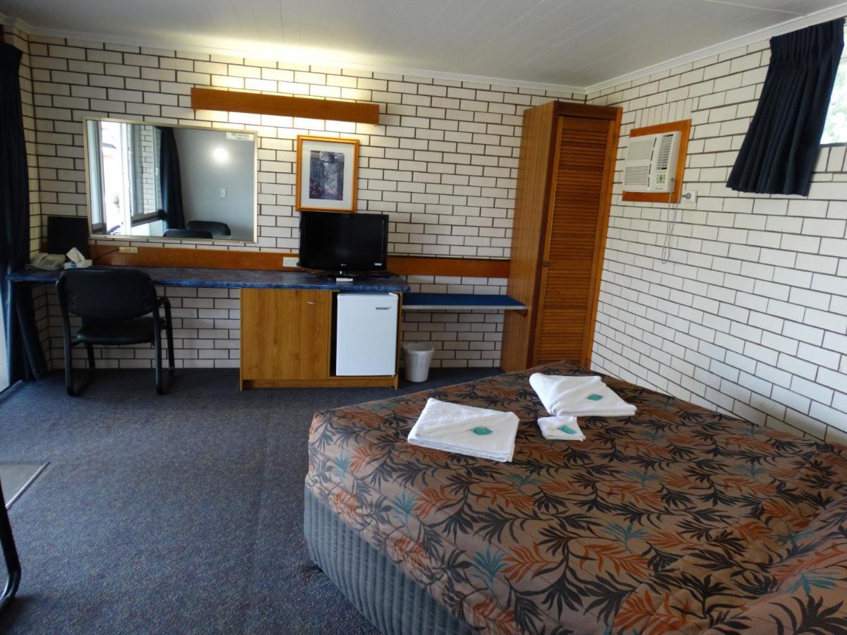 Gayndah A Motel Екстер'єр фото