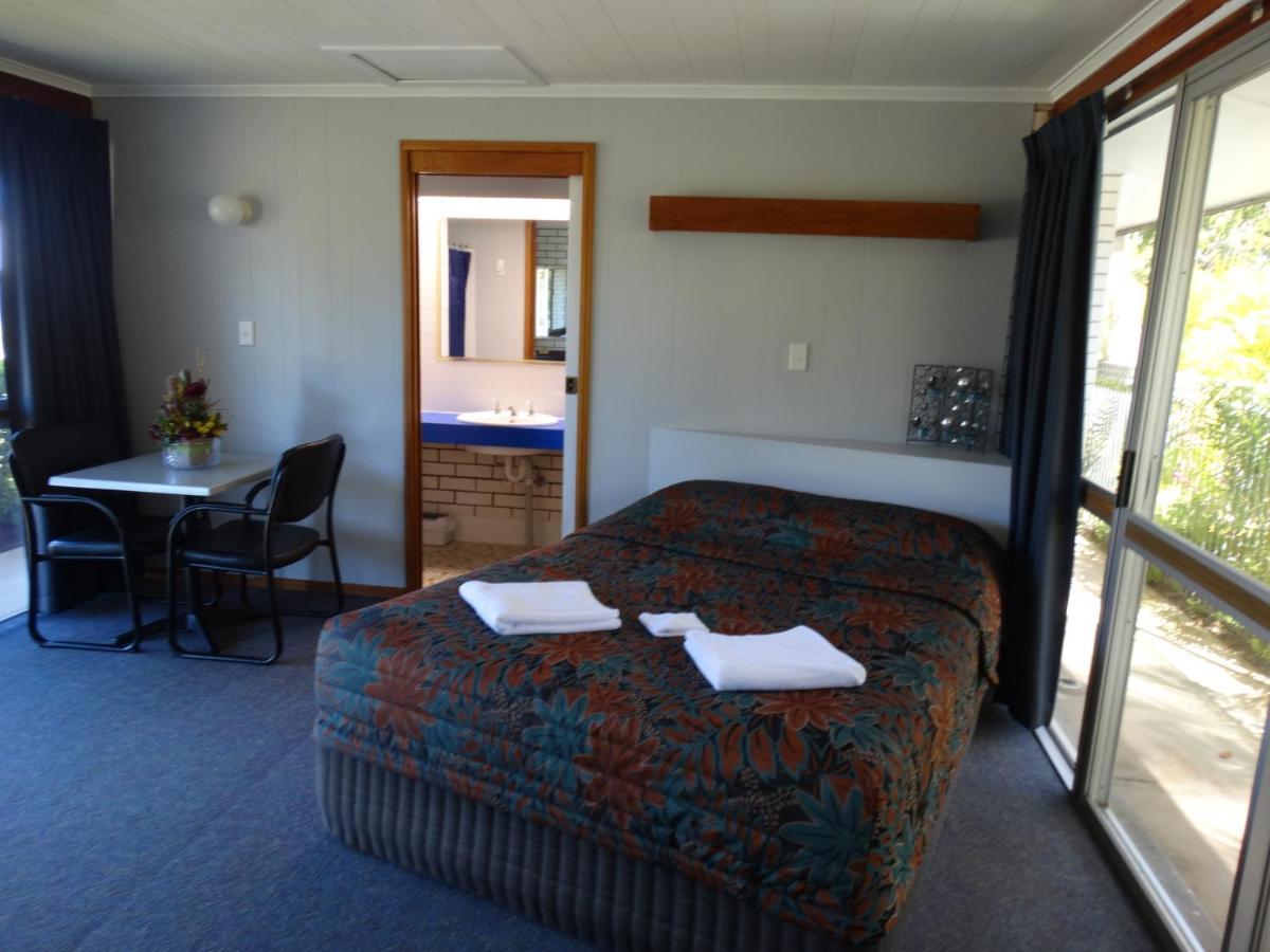 Gayndah A Motel Екстер'єр фото